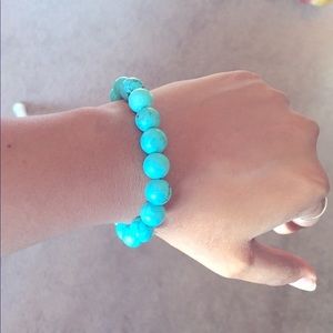 #Turquoise bead stretch bracelet